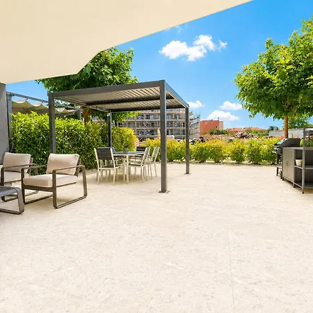 Patty 1 A Modern With Outdoor Kitchen & Terrace In شقة *